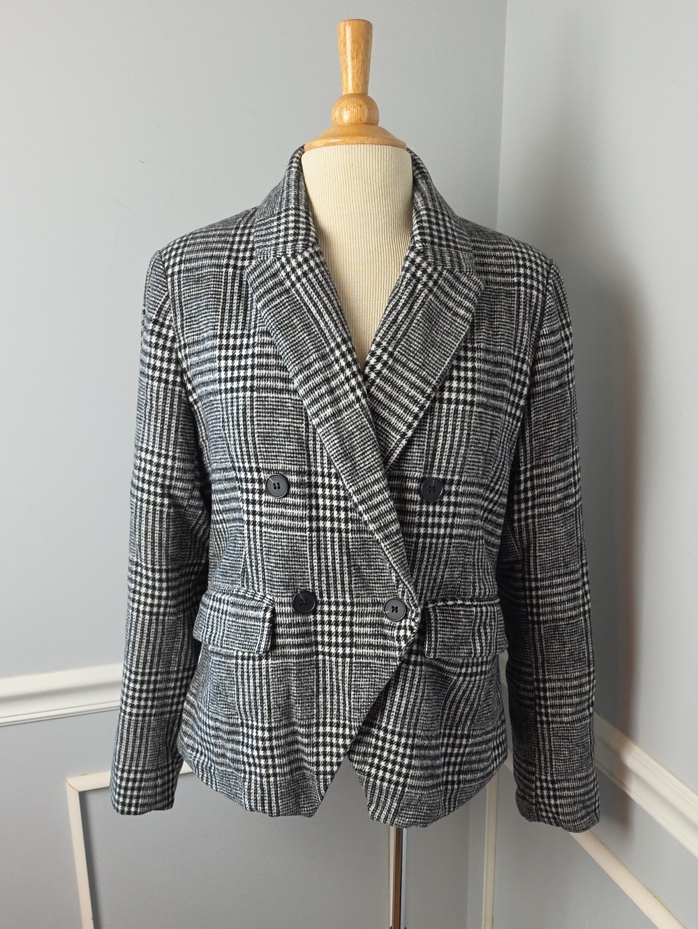 AVEC LES FILLES | ANTHRO Black White Plaid Double Breasted Classic Preppy Blazer